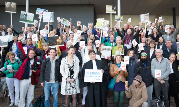Urgenda supporters celebrate at The Hague after court ruling requiring Dutch government to slash emissions. Photo credit: Chantal Bekker/Urgenda