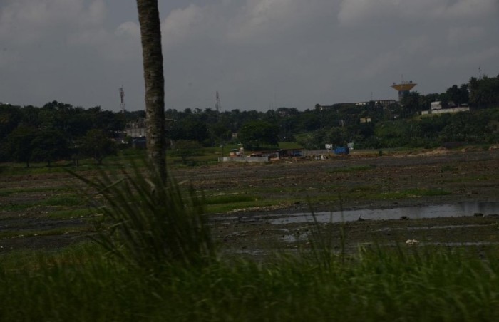 Parts of the Ébrié Lagoon are badly polluted. Photo credit: UNEP Geneva