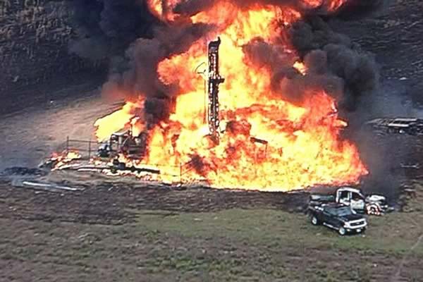 An Agip pipeline explosion in Bayelsa State. Photo credit: sundiatapost.com