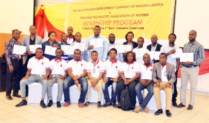 A cross section of the 2014/2015 beneficiaries of the Shell Petroleum Development Company of Nigeria Limited JV Internship programme at their graduation on Friday, October 30, 2015. The Annual Programme is sponsored by the SPDC JV in collaboration with the Petroleum Technology Association of Nigeria (PETAN) to build capacity of Nigerian Geology and Engineering graduates
