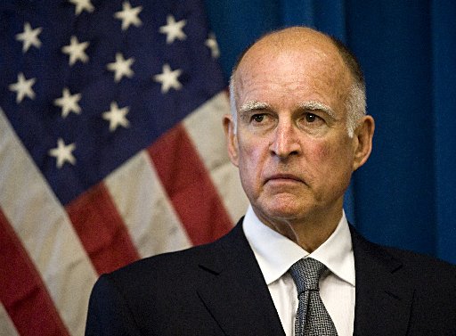California’s Governor Jerry Brown in 2015 convened international leaders from 11 other states and provinces to sign an agreement to limit the increase in global average temperature to below 2 degrees Celsius