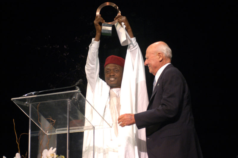 Odigha Odigha with Richard Goldman at the 2003 Goldman Prize ceremony in San Francisco, California 