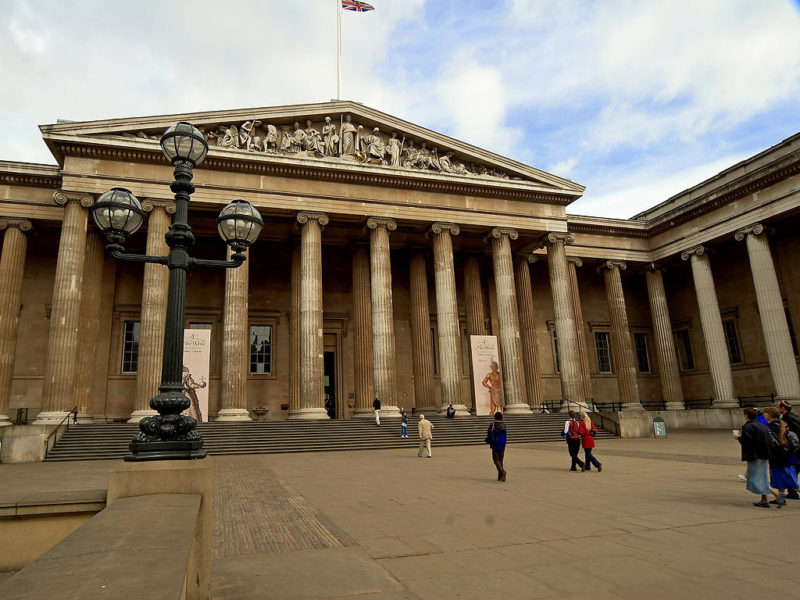 Main entrance to the British Museum. Photo credit: wikipedia.org