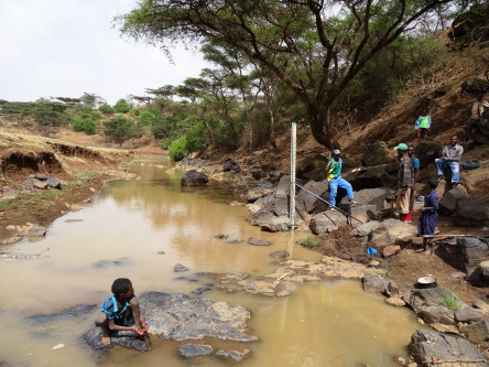 Community River monitoring in Dangila woreda, Ethopia. Photo credit: D. Walker, Newcastle University