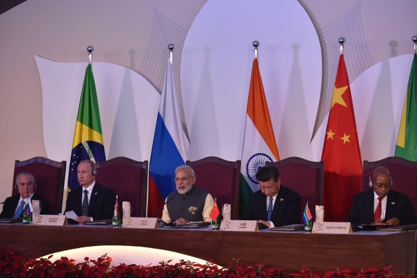 Right to left: South African President Jacob Zuma, Chinese President Xi Jinping, Indian Prime Minister Narendra Modi, Russian President Vladimir Putin and Brazilian President Michel Temer, at the BRICS Summit in Goa, India on 16 October 2016. Photo credit: BRICS2016