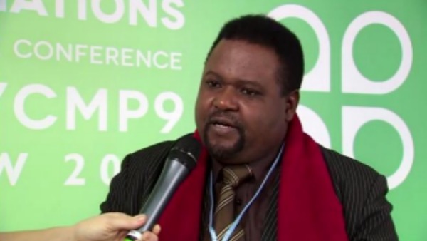 Augustine Njamnshi of the Pan-African Climate Justice Alliance (PACJA). He says that, in Marrakech, governments have to go further and take the good example of AREI global