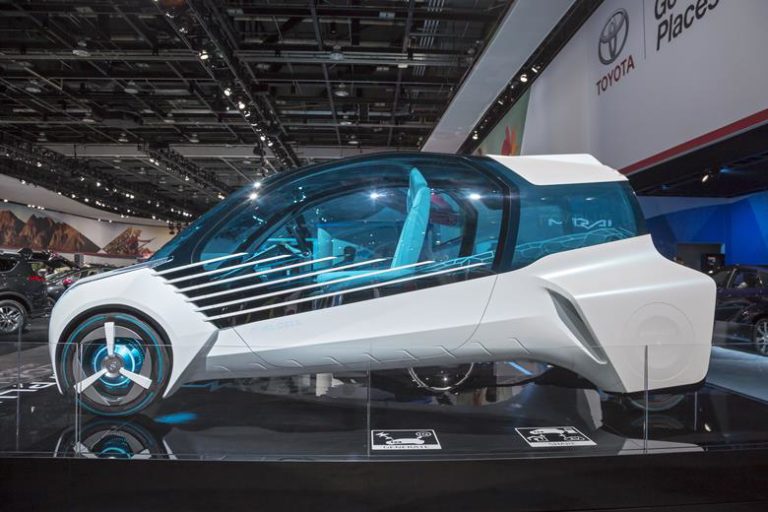 Car makers accelerate hydrogen technology