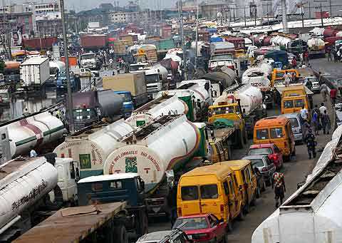Radio Report: Experiencing the Apapa gridlock in Lagos