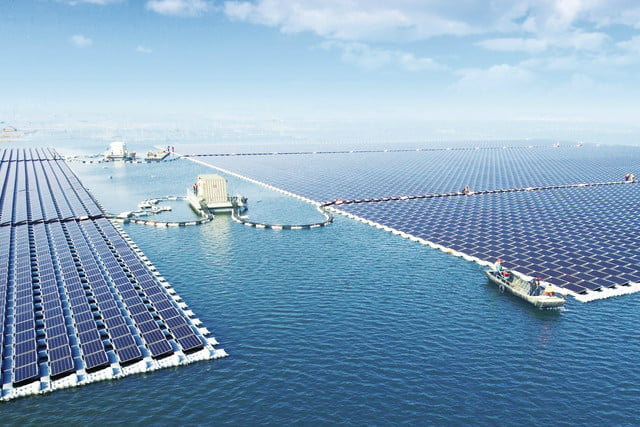 The floating solar power plant