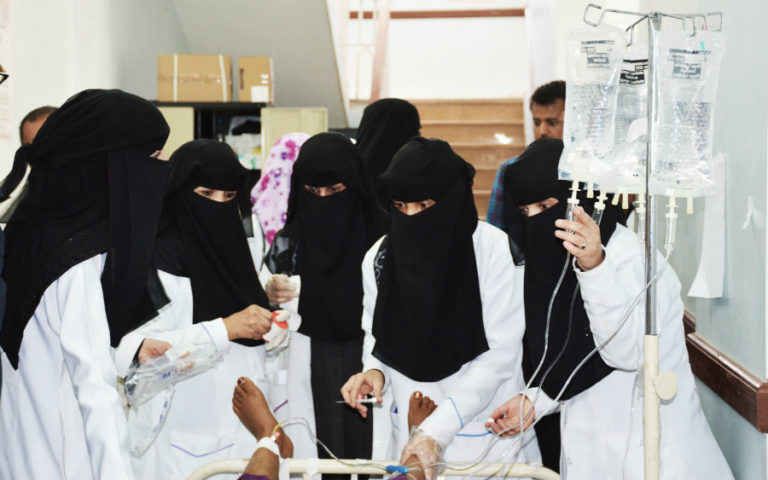 Images: How Yemen struggles against cholera