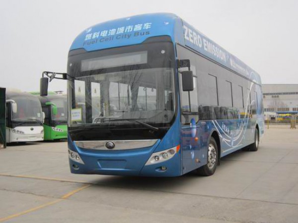 Hydrogen fuel cell bus