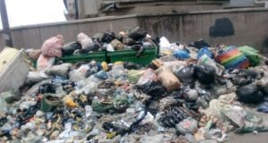 Heaps of refuse on a Lagos feeder road