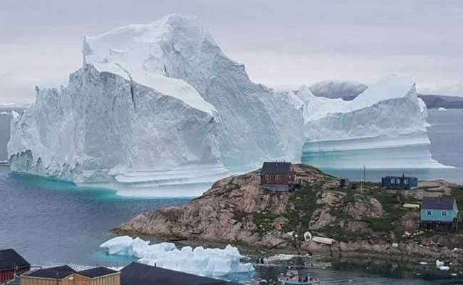 greenland-iceberg
