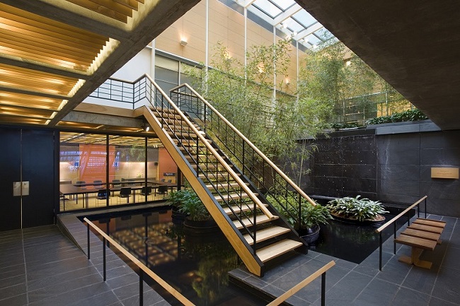 green, self-sufficient home