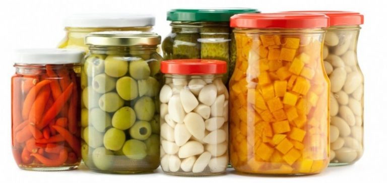 Food packaging said to be safer in glassware than plastics