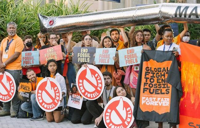 Why COP28 must answer the call for a fossil fuel phase out – Greenpeace