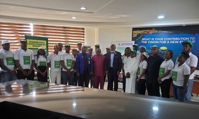 IVLP Impact Award Climate Leaders pay visit to Enugu govt