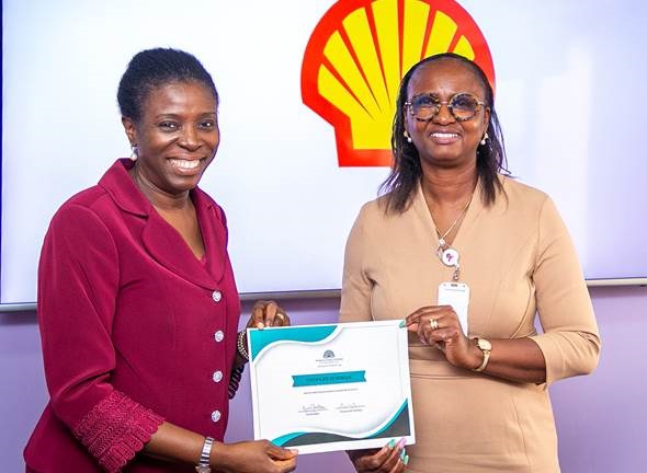 Images: Women in Energy Network decorates Shell director, Aiboni