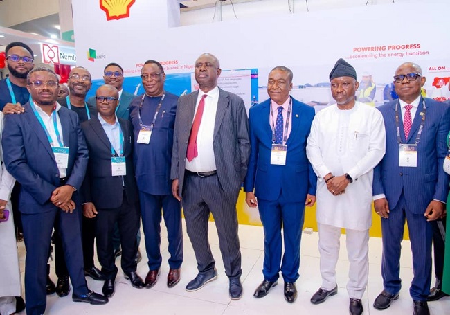 Shell Companies in Nigeria commended for elaborate exhibition at Oil and Gas Conference