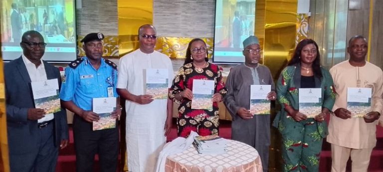Nigeria launches report to integrate conflict-sensitivity, peacebuilding into its adaptation plan