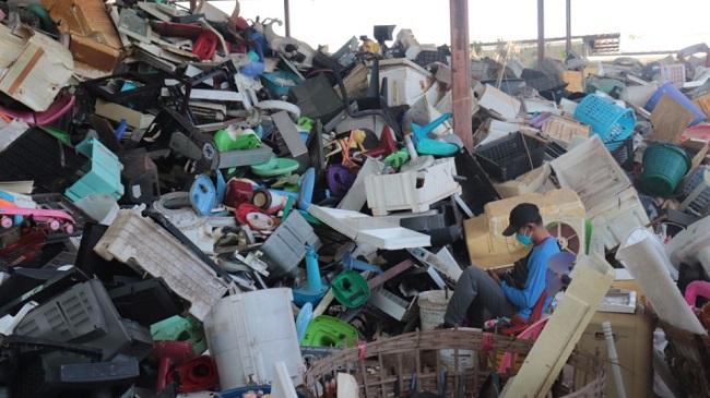 Toxic plastic chemicals