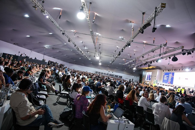 COP30: Climate talks flounder, countries look beyond UNFCCC to phase out fossil fuels