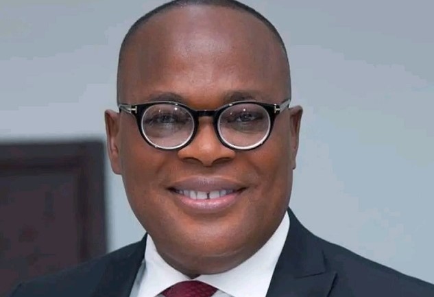 Prof. Simon Ortuanya