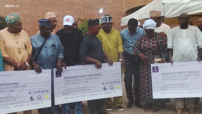 Waste management: Orile-Agege LCDA empowers PSPs with N96m loan