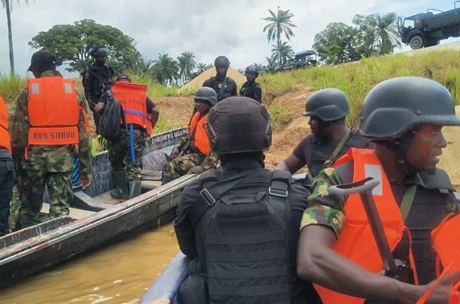 Navy intensifies crackdown on oil thieves, uncovers 600m illegal oil network